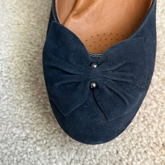 Clark’s Navy suede heels. In excellent condition. Just don’t wear heels anymore. - Picture 2 of 6